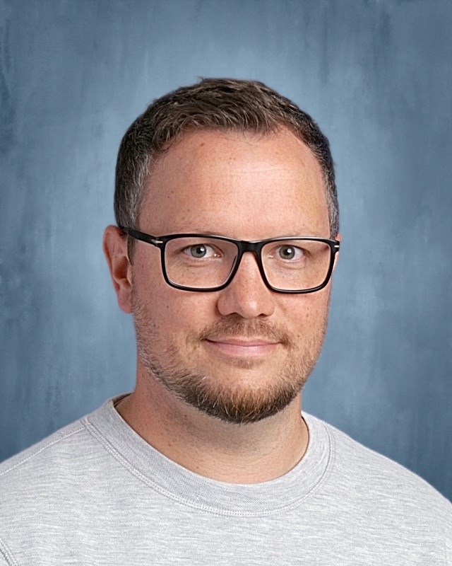 01_gudmundson_adam_01.56e8ba7940.jpg