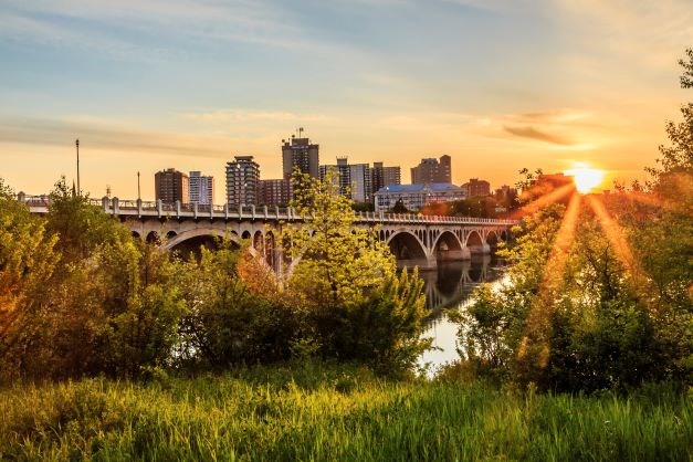 saskatoon_sunset_web.0391e81723.jpg